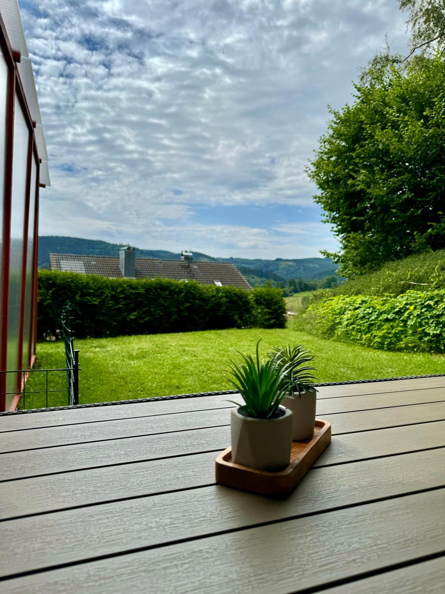 Apartamento Auszeit Am Berg Lenzkirch Exterior foto